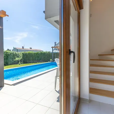 House Irina G - Pool Private Poreč