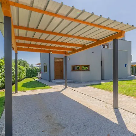 House Irina G - Pool Private *