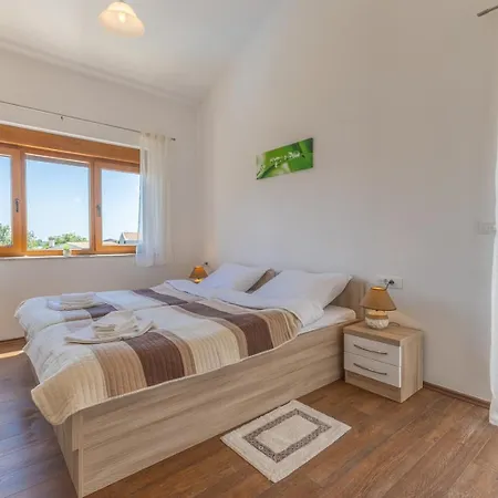 House Irina G - Pool Private Poreč