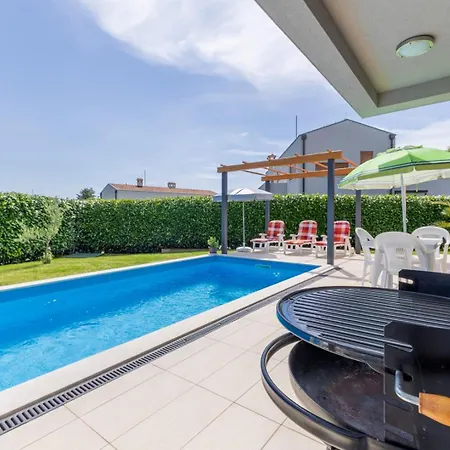 Feriehus House Irina G - Pool Private Poreč